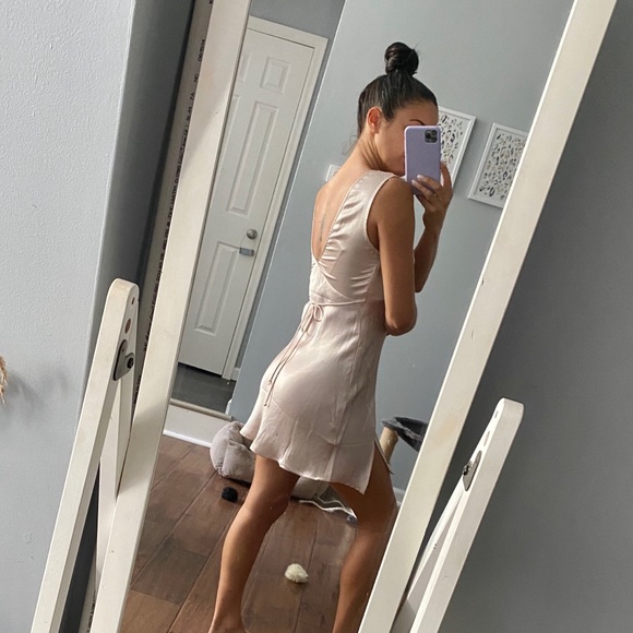 Pink Slip - Picture 2 of 5